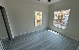 1760 1/2 N LAS PALMAS AVE