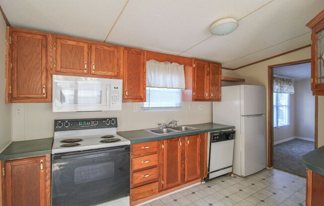 2 beds, 2 baths, $950