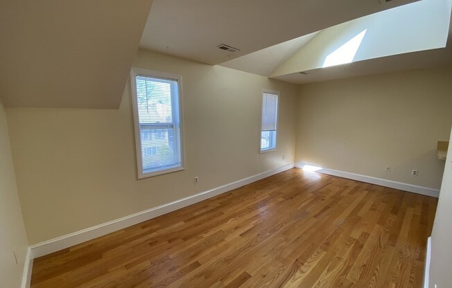 28 B WREN TER
