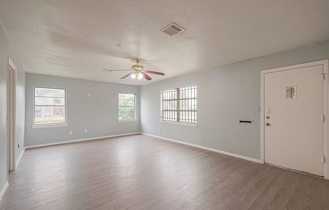 Affordable 3BD/2BA single-family house!