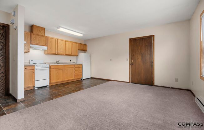 1 bed, 1 bath, 500 sqft, $975, Unit 4