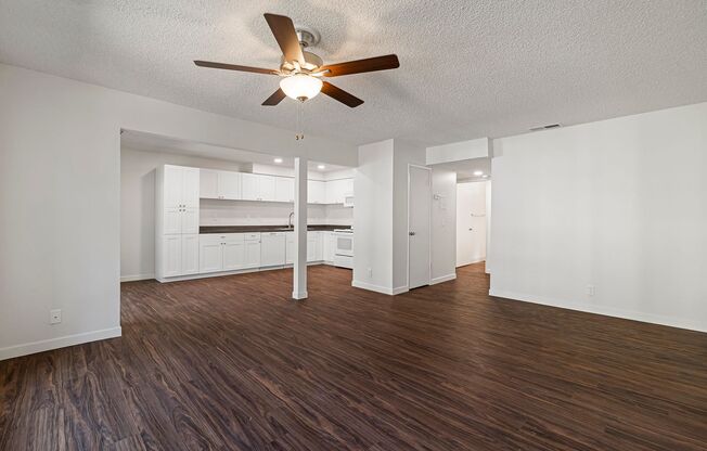 2 beds, 1 bath, 905 sqft, $1,450