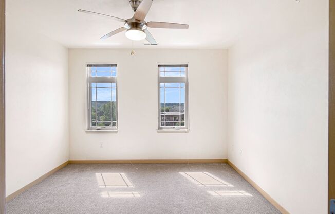 1 bed, 1 bath, 781 sqft, $1,350, Unit 8119-410