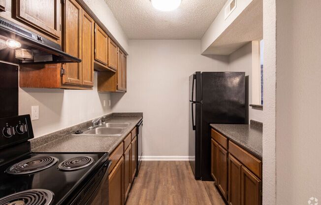 2 beds, 1.5 baths, 1,100 sqft, $950