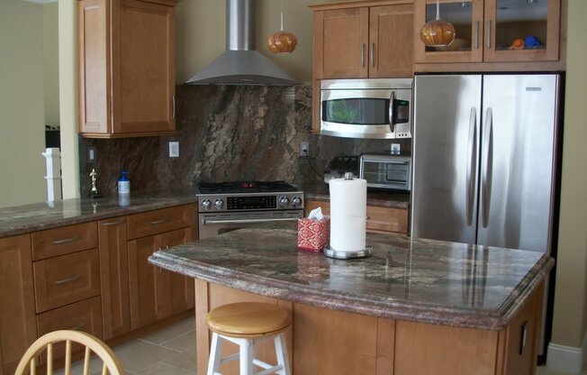 Beautiful 3BR/2.5BA Home in the Heart of Carlsbad - Gated Community