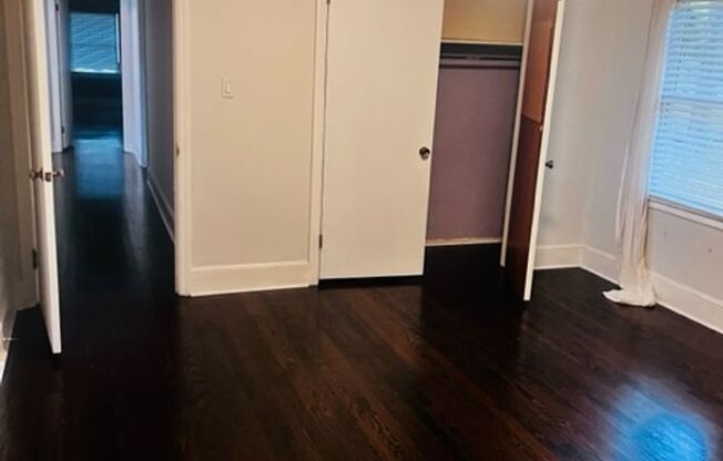 4 beds, 3 baths, $2,600