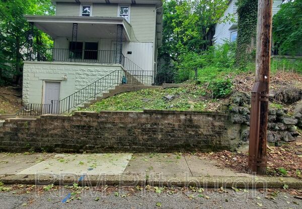 1721 SCOTT ST