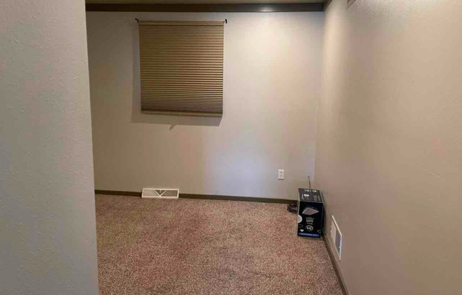 205 SERENDIPITY DR