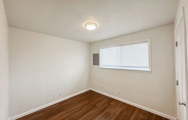 2 beds, 1 bath, 1,000 sqft, $1,400, Unit SC825