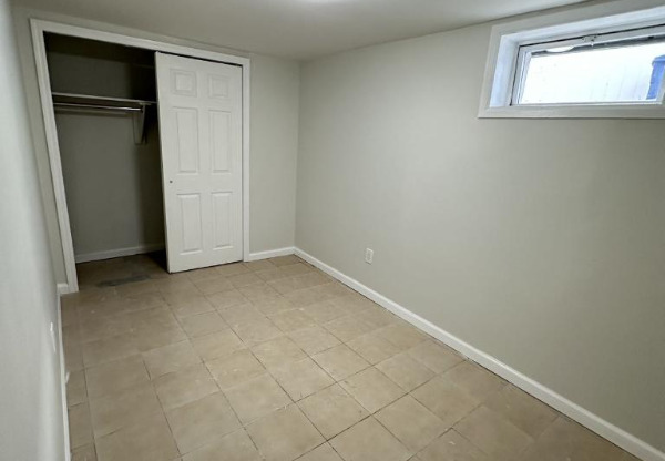 24 FERN AVE
