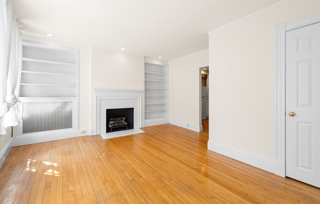 80 W CEDAR ST