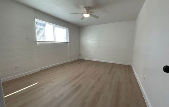 1 bed, 1 bath, 635 sqft, $1,150, Unit 33