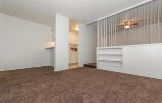 Studio, 1 bath, 410 sqft, $815, Unit 2-19