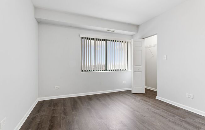 2 beds, 2 baths, 900 sqft, $2,600, Unit 511