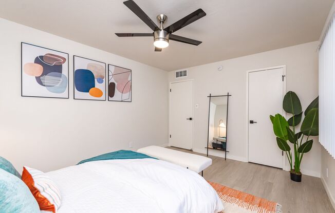 1 bed, 1 bath, 734 sqft, $1,575, Unit 5