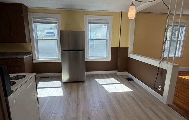 3 beds, 1 bath, 1,138 sqft, $3,100, Unit 1
