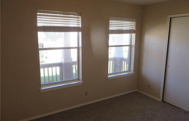 Recently updated 4/2/2 one story in Post Oak!