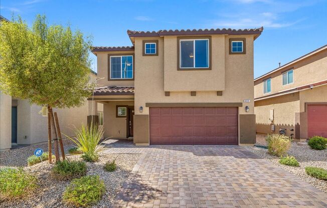 Large 5-Bedroom 3-Bathroom Home in Gated Community!