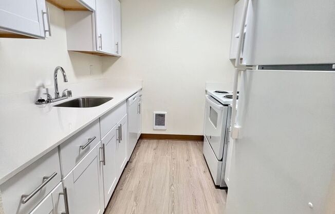 3 beds, 2.5 baths, 1,500 sqft, $1,866, Unit A-04