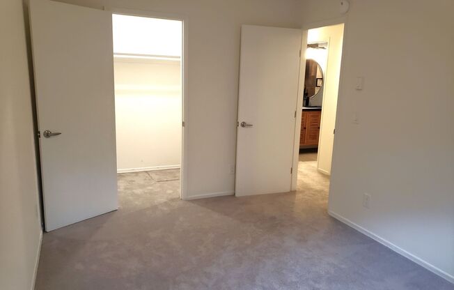 2 beds, 1 bath, $1,750