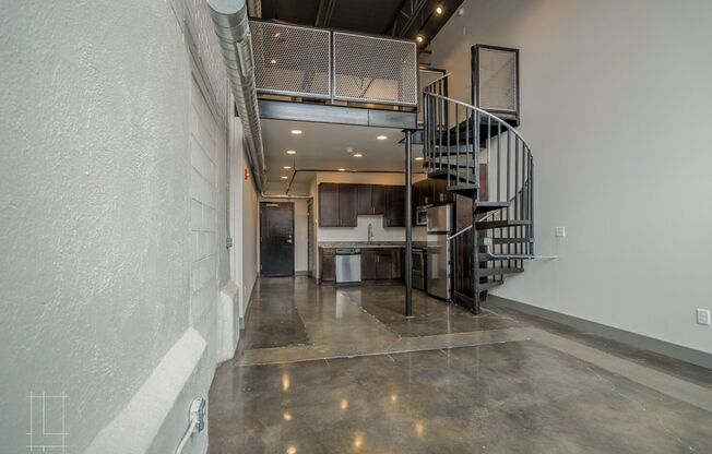 1 bed, 1.5 baths, $1,625, Unit 727 N. 4th St. Apt. 139