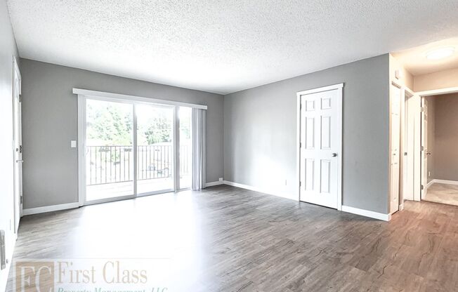 2 beds, 1 bath, 672 sqft, $1,395, Unit 21
