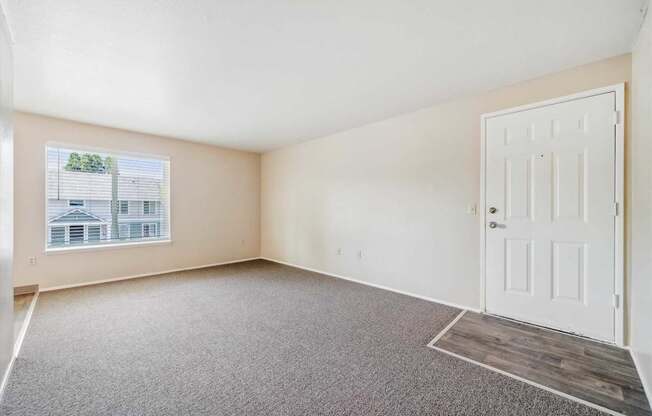 Bristol Court Apartments