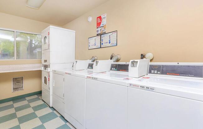 CONVENIENT LAUNDRY FACILITY