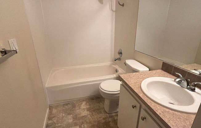 1 bed, 1 bath, 528 sqft, $1,350, Unit 208