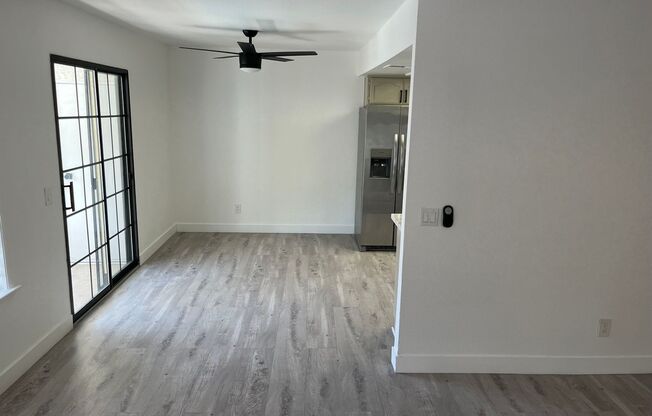 Experience easy living in this bright and open condo!