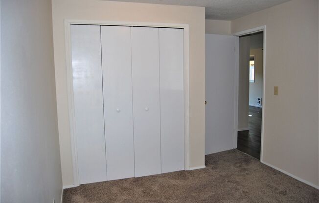 2 beds, 1 bath, 850 sqft, $1,825, Unit Unit B