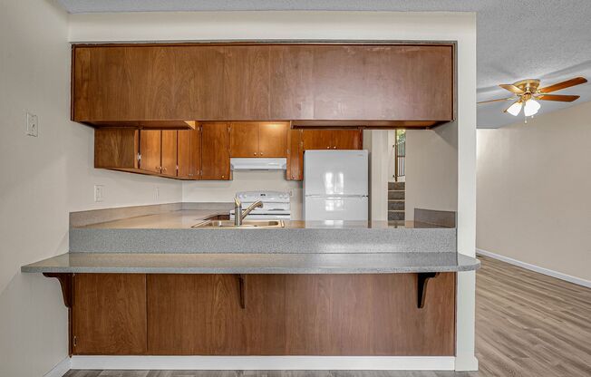 2 beds, 1.5 baths, 1,050 sqft, $2,049, Unit 214-774C