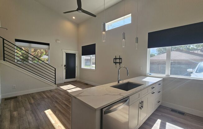 Modern Townhome with off street Parking in Denver