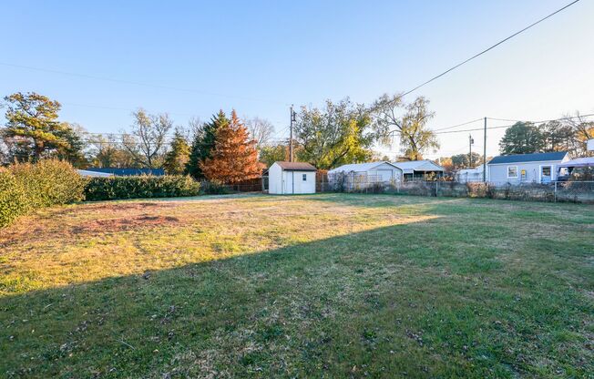 3 Bedroom 1 bath Ranch with large fenced yard available