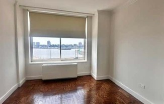 200 RIVERSIDE BLVD