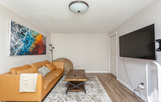 6427 N Hermitage Ave, Chicago IL