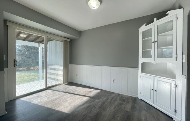 Stunning 4 Bedroom 2 Bathroom Home in Richfield!