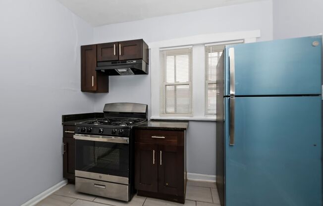 2 beds, 1 bath, 1,000 sqft, $1,495, Unit 6100-1E