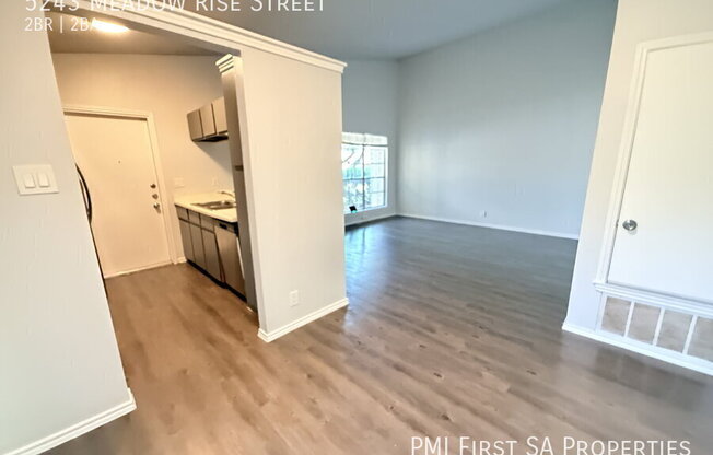 5243 MDW RISE ST