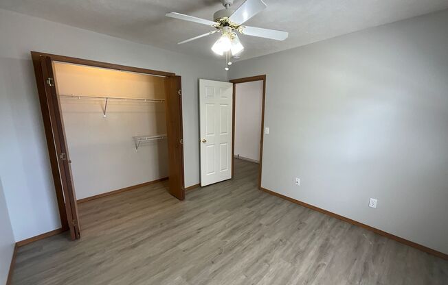 3 beds, 1 bath, $1,150