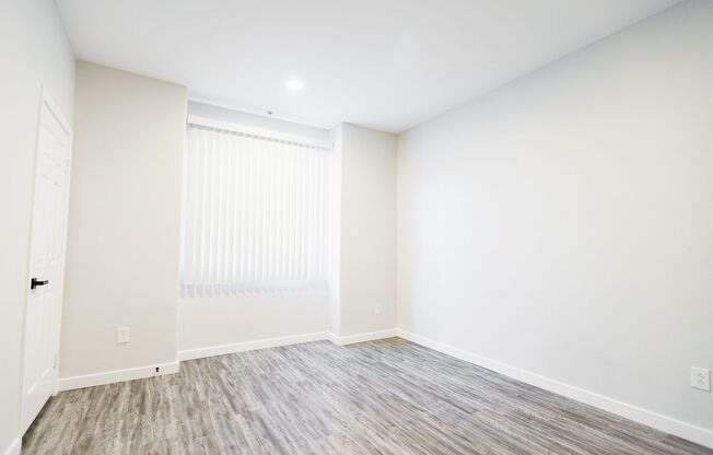 2 beds, 2 baths, 1,150 sqft, $3,098, Unit 120