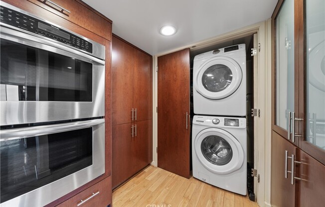 3 beds, 3.5 baths, 2,426 sqft, $7,500, Unit 609