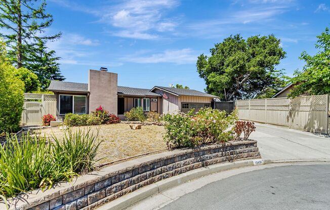 Saratoga Gem - 4BR Home Open Floor Plan & Outdoor Space