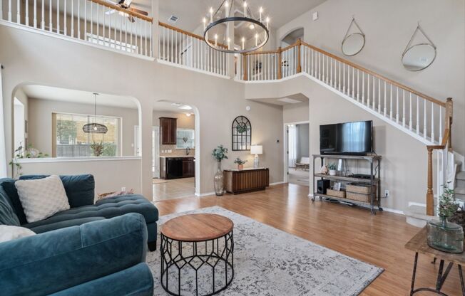 2913 Fleet Drive Austin, TX 78748