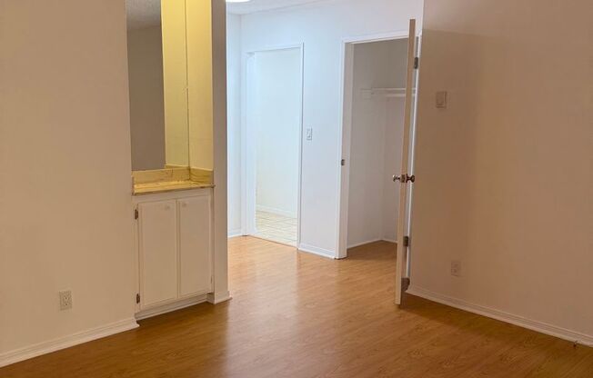 816 Westmount Drive LP