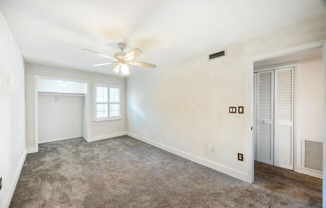Spacious College Park Townhome for Rent with Pool Views