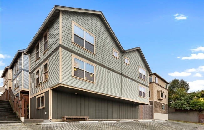 1735 13th Avenue South Unit A