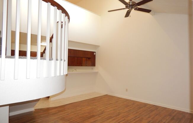 Beautifully Updated 2 Bedroom, 2 Bath Townhouse!