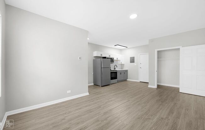 4901 S Drexel