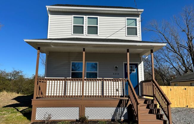 ***$250 off first month rent!! Stunning 3 Bedroom 2.5 Bathroom Home AVAILABLE NOW!